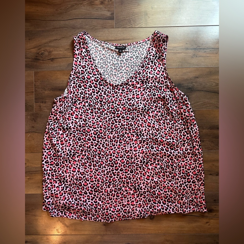 Torrid Pink Leopard Print Sleeveless Top – Size 0 (14/16)